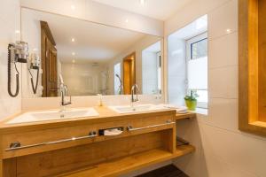 Koupelna v ubytování Kienle - das Kräuterhotel + 37 fotografií