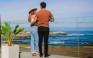 Goście zatrzymujący się w obiekcie Bristol Sunset Beach - Holiday Apartments