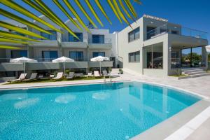 Bazén v ubytování Incognito Creta Luxury Suites and More nebo v jeho okolí