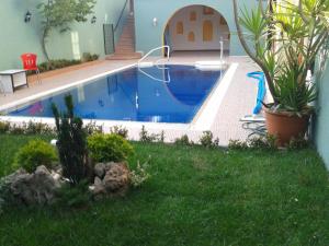 The swimming pool at or close to Konak Hotel Tuzla