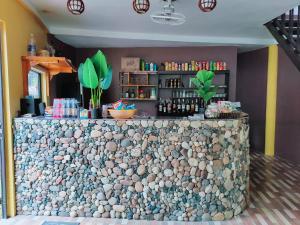 Khu vực lounge/bar tại Ha Giang Wings Bungalow