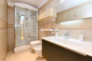 Fotografia z galérie ubytovania Miralago Superior Apartment v destinácii Peschiera del Garda
