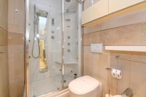 Fotografia z galérie ubytovania Miralago Superior Apartment v destinácii Peschiera del Garda