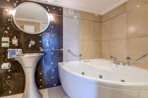 Fotografia z galérie ubytovania Miralago Superior Apartment v destinácii Peschiera del Garda