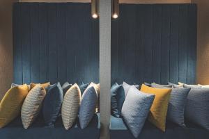 Uma área de estar em Hotel Bernina Geneva