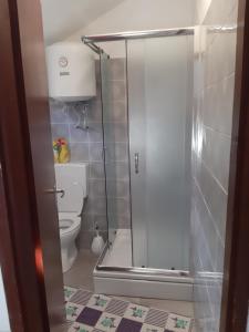 Kúpeľňa v ubytovaní Apartmani Pilon + 22 fotografií