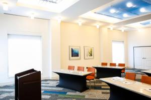Gallery image of Holiday Inn Express & Suites Downtown Louisville, an IHG Hotel in Louisville