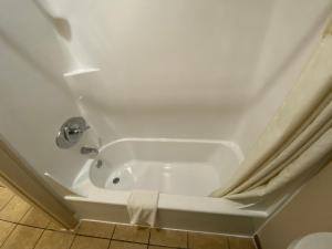 Ένα μπάνιο στο Regency Inn +23 φωτογραφίες