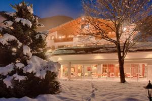 겨울의 Naturhotel MOLIN
