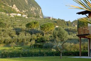 Foto dalla galleria di Agriturismo De Bas a Riva del Garda