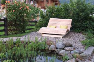 Vonkajšia záhrada v ubytovaní Penthousewohnung mit Garten Sauna Pool