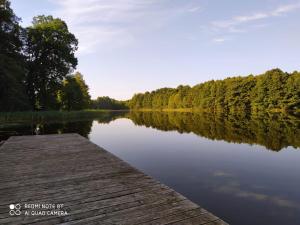 Fotografia z galérie ubytovania Dwór nad jeziorem w Bieniaszach v destinácii Miłakowo + 26 fotografií