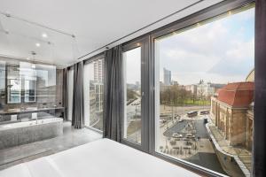 Voodi või voodid majutusasutuse HYPERION Hotel Leipzig toas