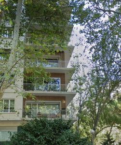 Budynek, w którym mieści się apartament