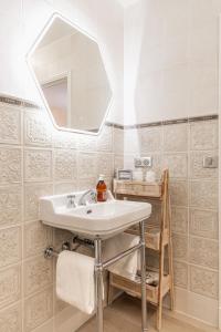 Ванная комната в The French Boudoir