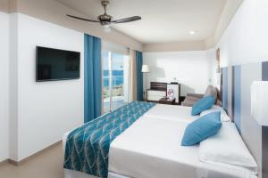 صورة لـ Hotel Riu Costa del Sol - All Inclusive في توريمولينوس