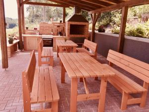 ZavlekovPENZION HNAČOV的相册照片