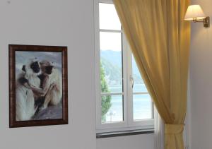 Nespecifikovaný výhled na hory nebo výhled na hory při pohledu z hotelu