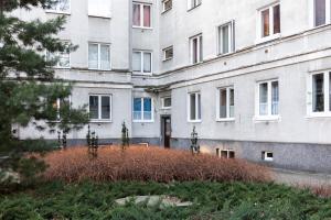 Vonkajšia záhrada v ubytovaní Nowiniarska 8 by Noclegi Renters