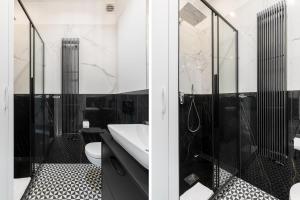 Kúpeľňa v ubytovaní Nowiniarska 8 by Noclegi Renters