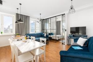 Posedenie v ubytovaní Nowiniarska 8 by Noclegi Renters