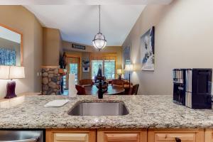 Gallery image of Tucker Mountain Lodge #104 in Copper Mountain