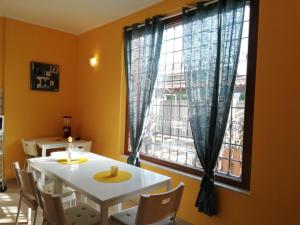 Fotografie z fotogalerie ubytování The Yellow House v destinaci Fiumicino