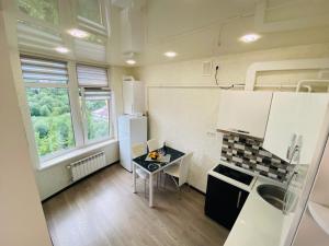 Dapur atau dapur kecil di Apartment modern style