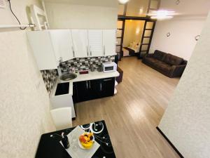 Ruang duduk di Apartment modern style +7 gambar