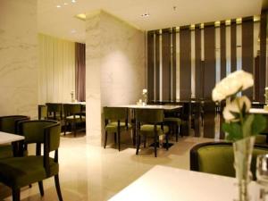 Nhà hàng/khu ăn uống khác tại Jinjiang Inn Select Songyuan Youth Street Branch