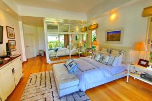 Fotografie z fotogalerie ubytování Koh Chang Beach Front 5 Bedroom Villa v destinaci Ko Chang
