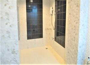 J2 Residence Chiang Rai的一间浴室