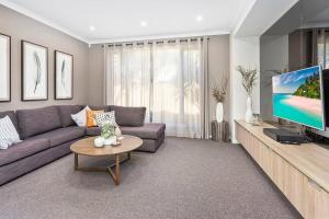 Galeriebild der Unterkunft Luxury Brand New Home in Shellharbour