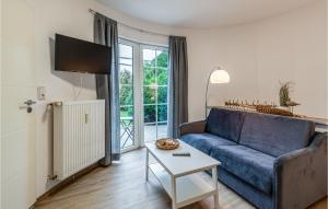 Posezení v ubytování 2 Bedroom Beautiful Home In Otterndorf