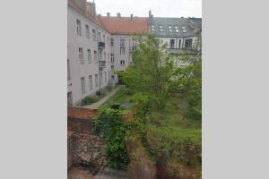 Budova, v ktorej sa apartmán nachádza
