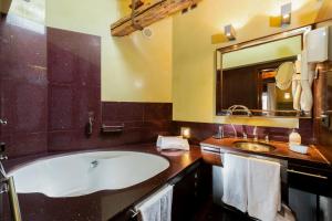 Um banheiro em Ca' Pisani Hotel