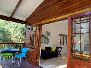 Un lugar para sentarse en Mad About Saffron