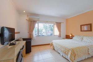 TV a/nebo společenská místnost v ubytování Applewood B&B
