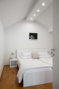 Gallery image of Apartment Penthouse Festina Lente in Sombor