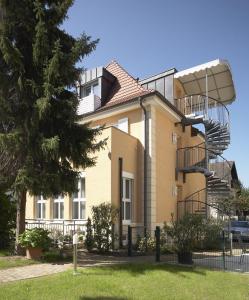 Budova, kde se hotel nachází