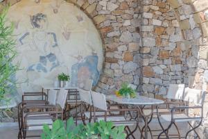 Epavlis Hotel & Spa餐厅或其他用餐的地方