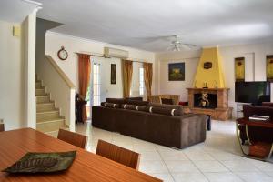 Μια τηλεόραση ή/και κέντρο ψυχαγωγίας στο Villa Jolie Corfu Roda