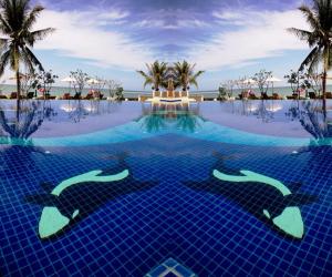 Bazén v ubytování Kuiburi Hotel & Resort nebo v jeho okolí