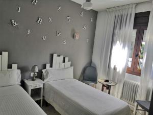 Gallery image of Hostal Los Pinares in Lloret de Mar