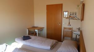 Hvoll Hostel客房内的一张或多张床位
