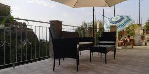 A balcony or terrace at La Casa di Sara