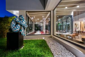 Aed väljaspool majutusasutust Esplanade Tergesteo - Luxury Retreat