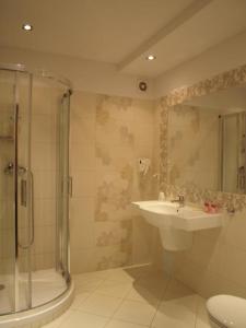 Kúpeľňa v ubytovaní Hotel Kamiza