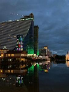 Tầm nhìn suối chảy gần căn hộ