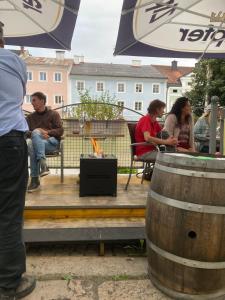 Goście zatrzymujący się w obiekcie Pension Sunnseitn - Gasthof - Café - Weinkeller